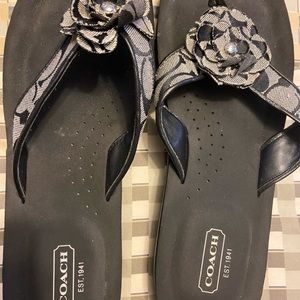 Authentic Coach sandals with flower detailing. Like new.
